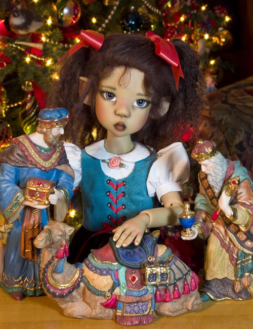 Rearranging the Creche Figures